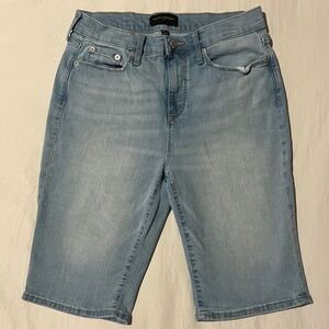 Used Banana Republic Women’s Jeans Shorts Size 26/2